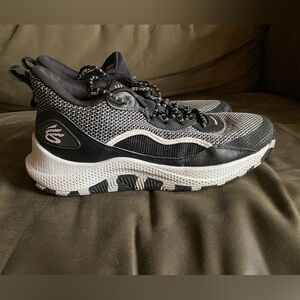 Men’s Curry basketball shoes